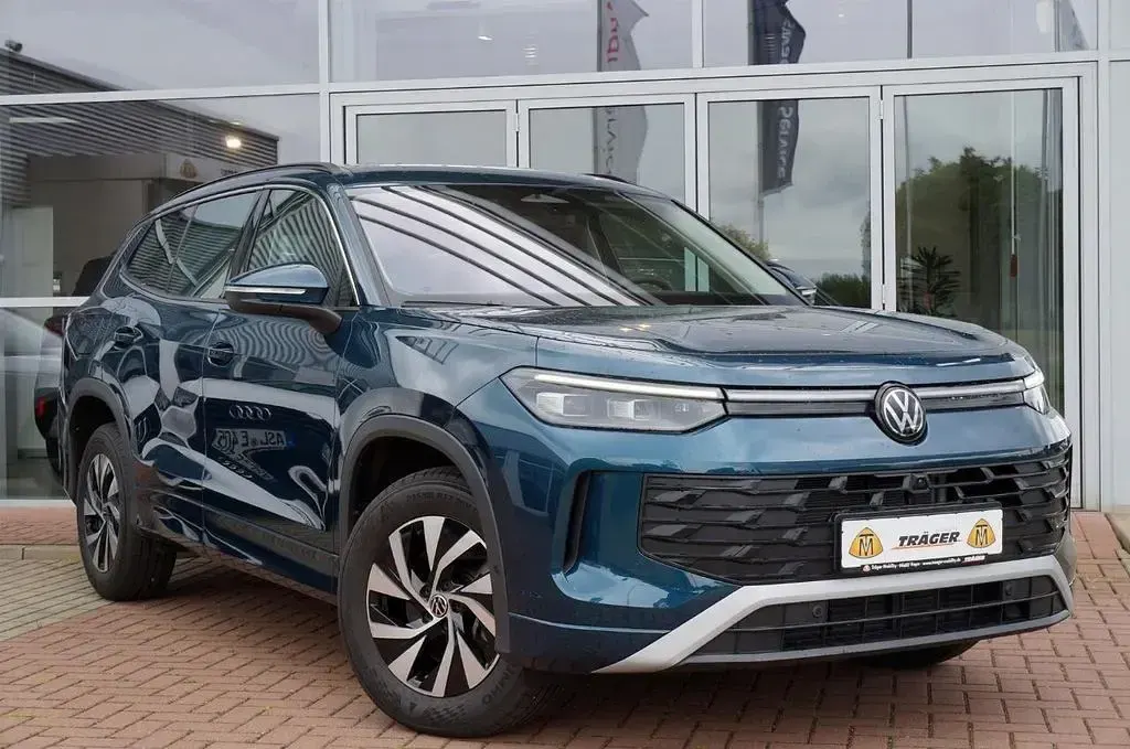 Gebraucht VW Tayron Life 150 PS (110 kW) 2025 Blau SUV