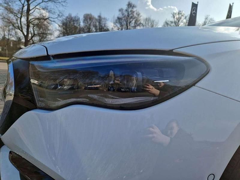 Gebraucht Mercedes E300 AMG 313 PS (230 kW) 2025 Weiß Limousine