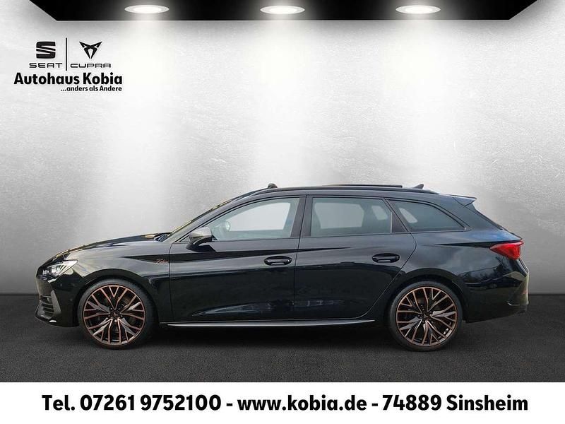 Gebraucht Cupra Leon VZ3 310 PS (228 kW) 2023 Mitternachtsschwarz Kombi