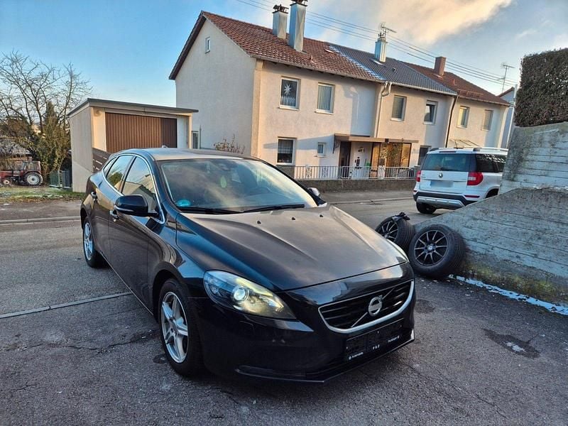 Gebraucht Volvo V40 150 PS (110 kW) 2013 Schwarz Limousine