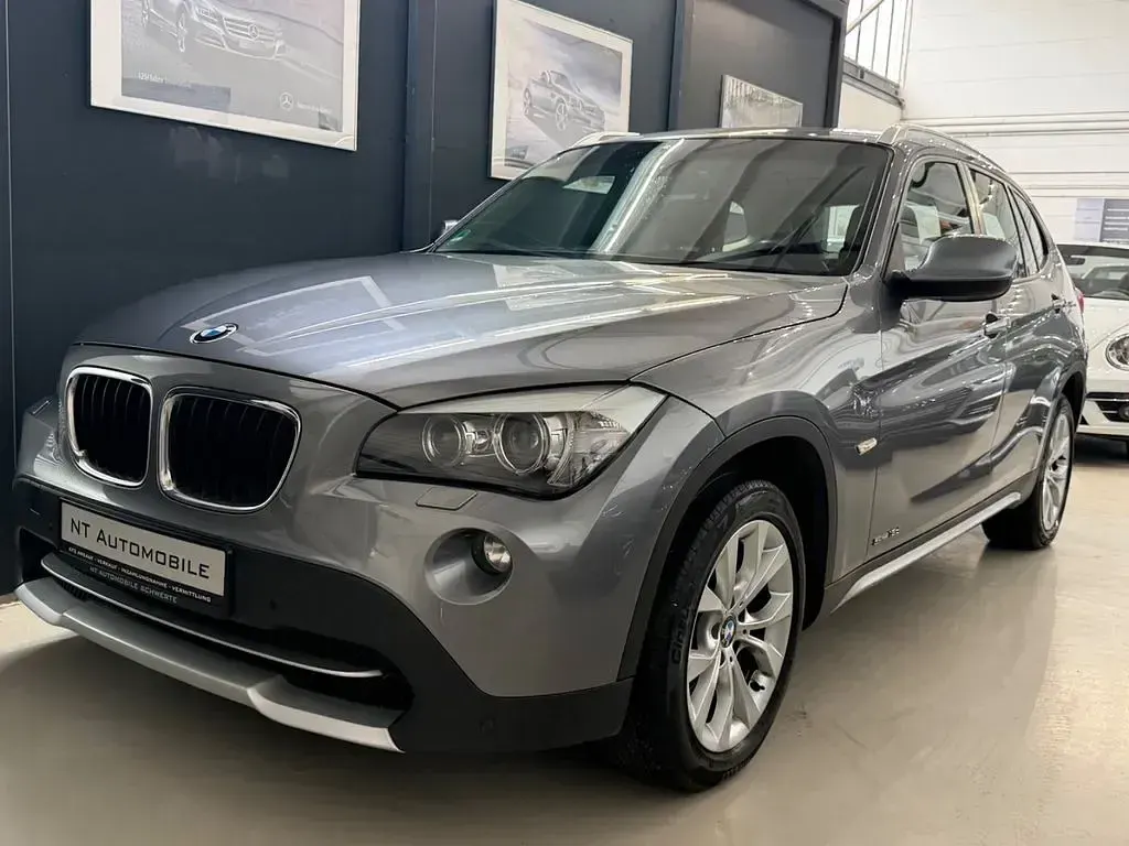 Gebraucht BMW X1 xLine 143 PS (105 kW) 2011 Grau SUV