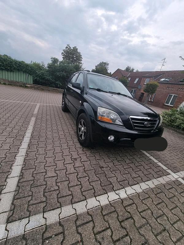Schwarz Gebraucht 2007 Kia Sorento SUV | 4.500 € (Fairer Preis) - Bild 1/4