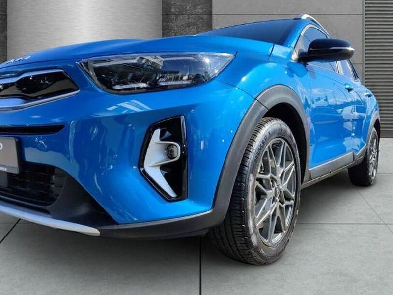 Gebraucht Kia Stonic 120 PS (88 kW) 2024 Blau SUV