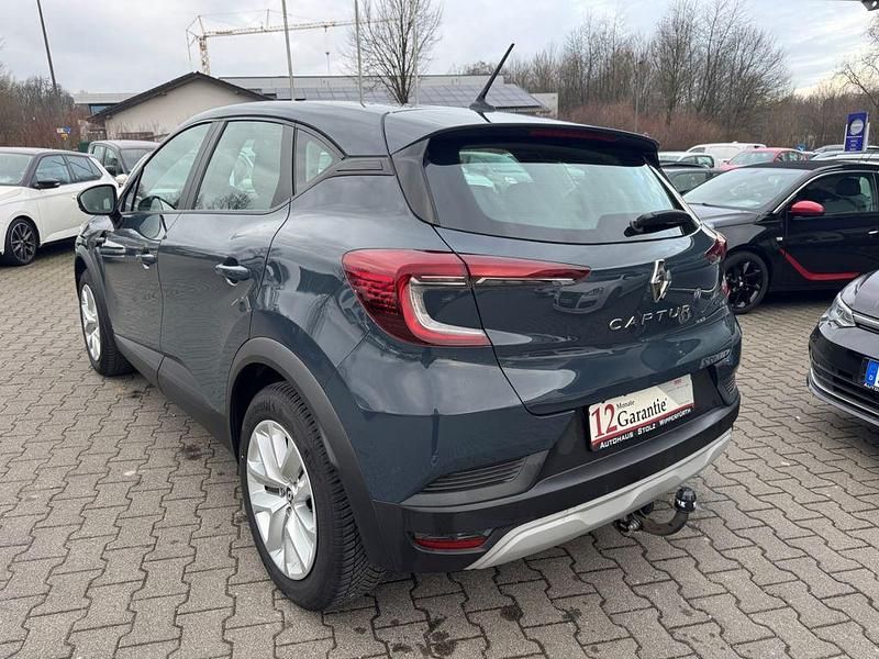 Gebraucht Renault Captur Zen 91 PS (66 kW) 2021 Blau SUV