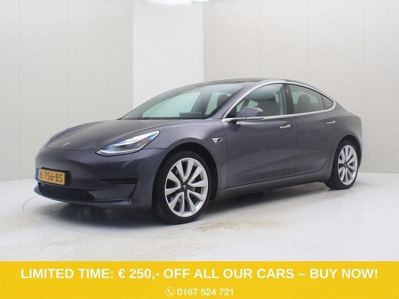 Grau Gebraucht 2020 Tesla Model 3 Standard Range Limousine | 19.900 € (Guter Preis) - Bild 1/4