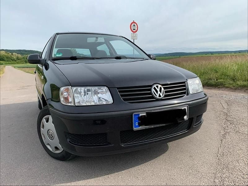 Gebraucht VW Polo 60 PS (44 kW) 2000 Schwarz Kleinwagen