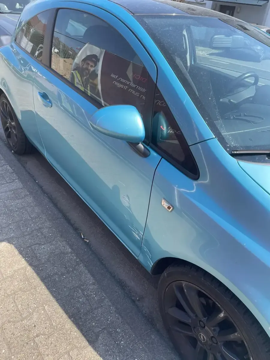 Second-hand Opel Corsa 75 CP (55 kW) 2011 Albastru Hatchback