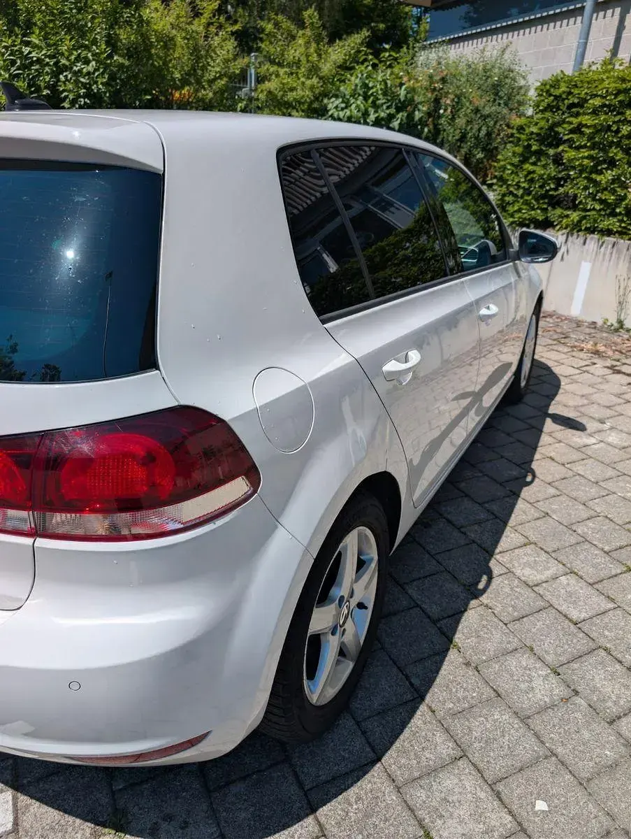 Gebraucht VW Golf VI 160 PS (117 kW) 2009 Weiß Kleinwagen