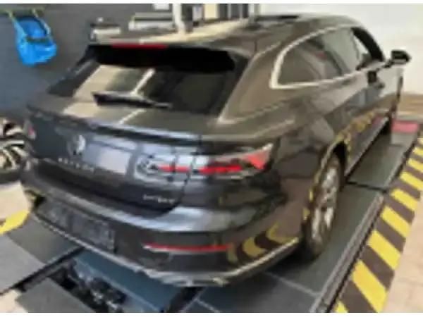 Gebraucht VW Arteon R-line 218 PS (160 kW) 2022 Mangangrau metallic Kombi
