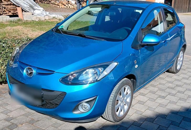 Gebraucht Mazda 2 Edition 86 PS (63 kW) 2010 Blau Kleinwagen