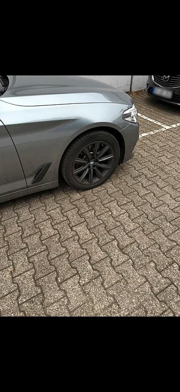 Gebraucht BMW 530 265 PS (194 kW) 2018 Grau Kombi