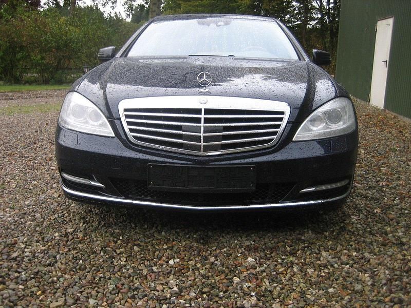 Blau Gebraucht 2011 Mercedes S500 Limousine | 12.000 € (Fairer Preis) - Bild 1/4