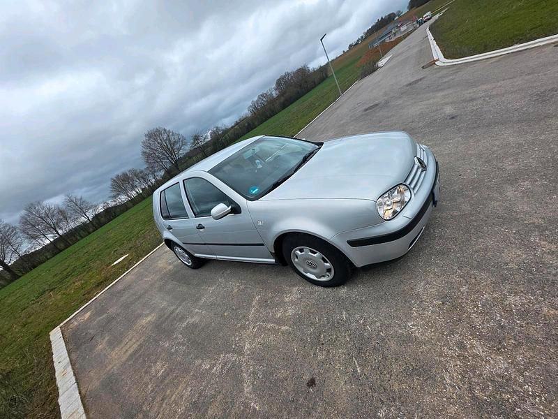 Usata VW Golf IV 2000 Berlina