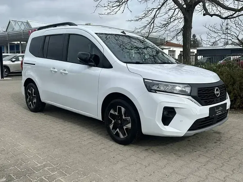Neu Nissan Townstar Tekna 131 PS (96 kW) 2026 Weiß Kombi