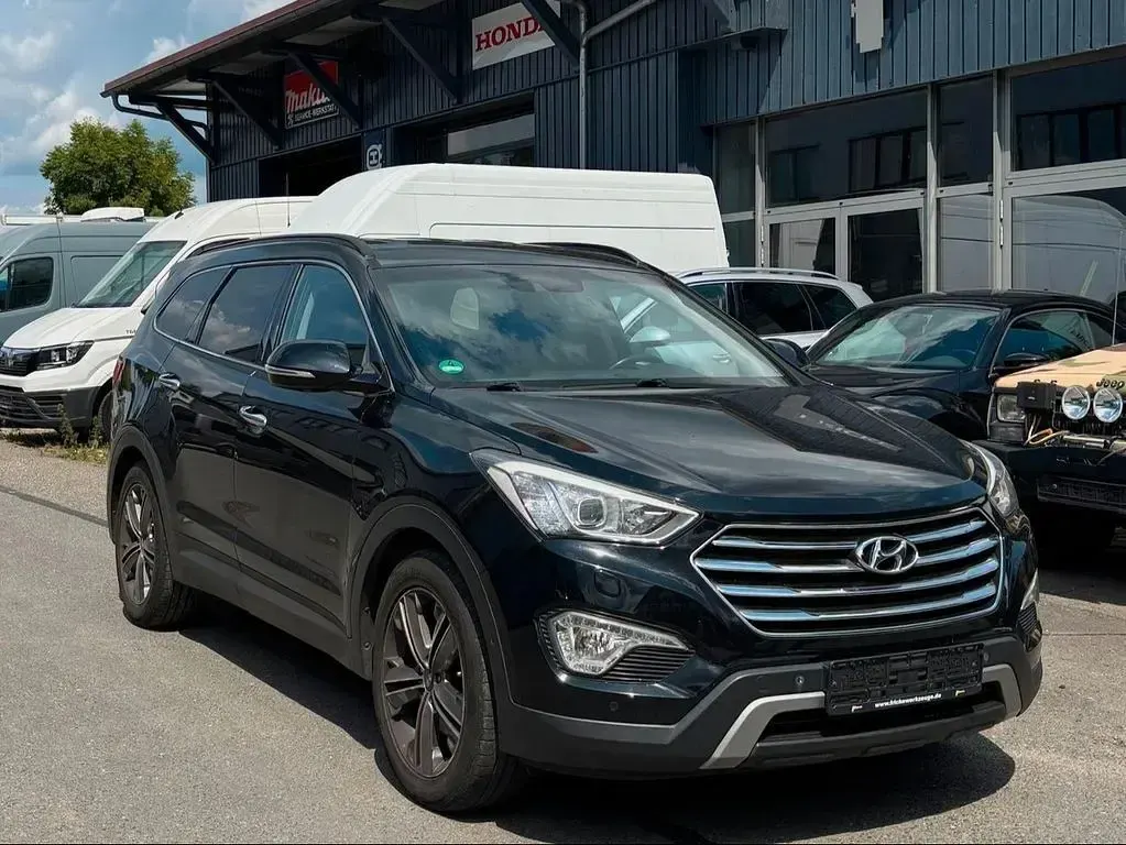 Gebraucht Hyundai Grand Santa Fe 197 PS (144 kW) 2021 Schwarz SUV