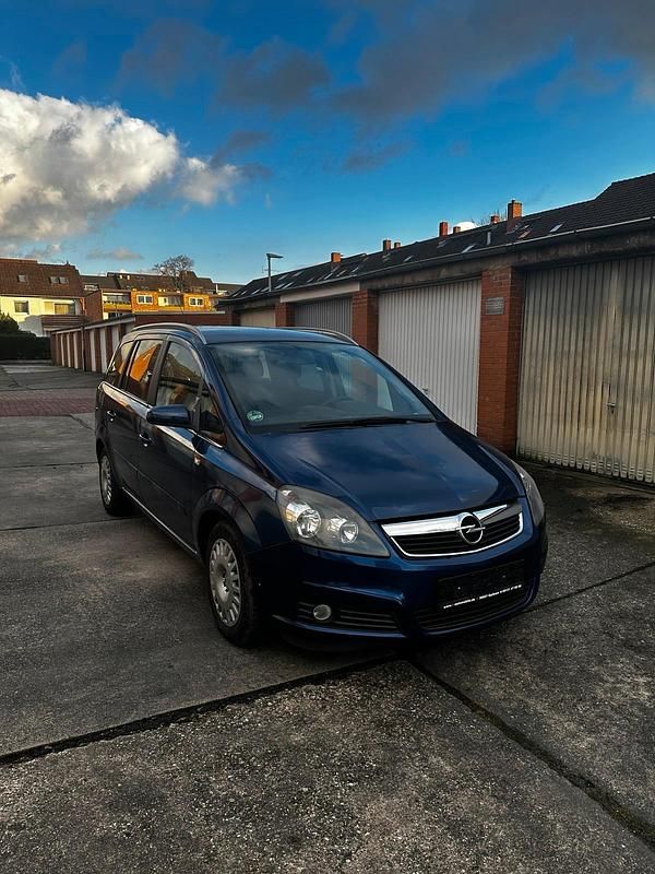 Blau Gebraucht 2006 Opel Zafira Van / Kleinbus | 2.250 € (Fairer Preis) - Bild 1/4