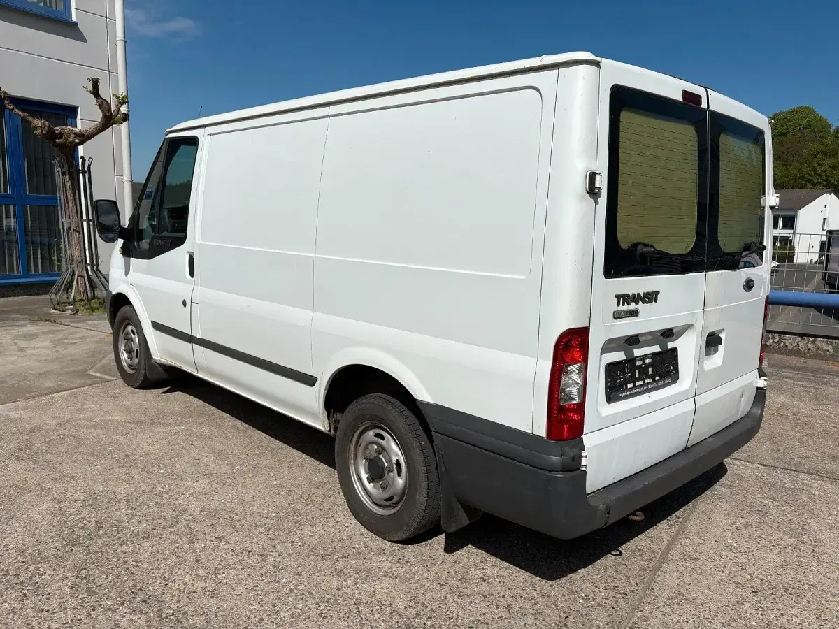 Käytetty Ford Transit 86 HP (63 kW) 2010 Valkoinen Nouto