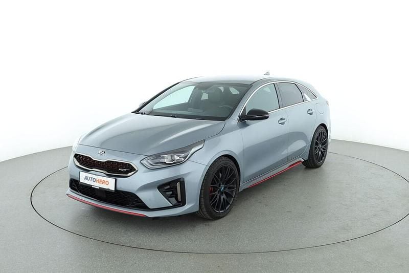 Grau Gebraucht 2021 Kia ProCeed Kleinwagen | 23.000 € (Guter Preis) - Bild 1/3