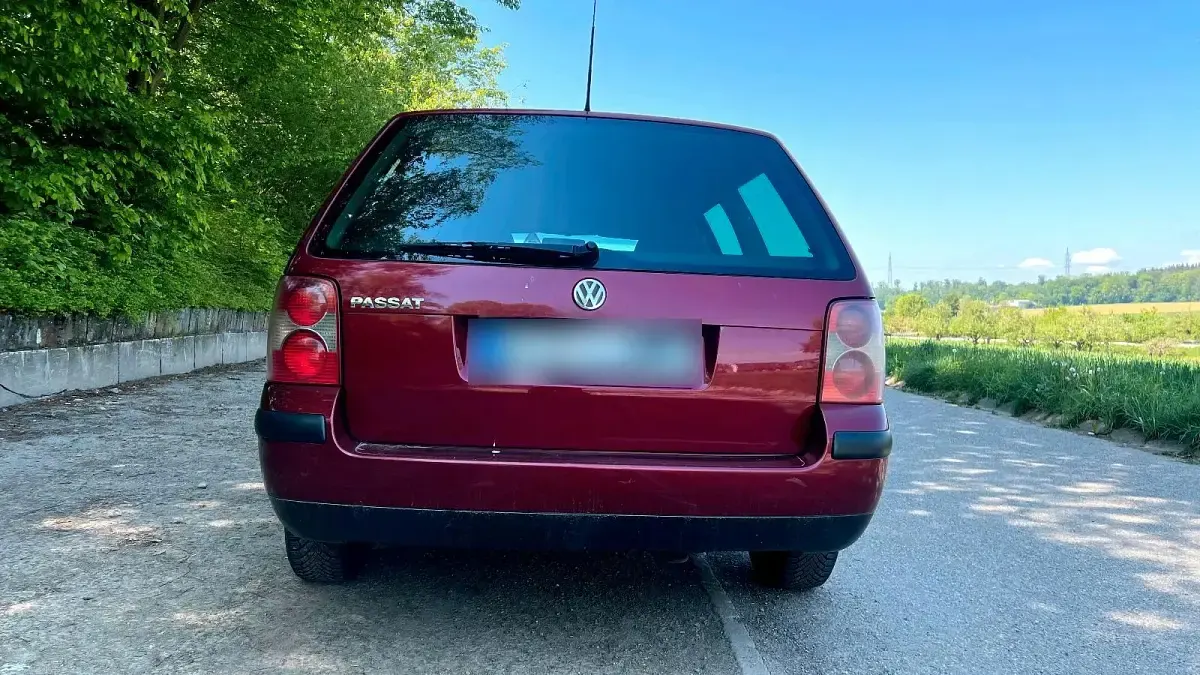 Gebraucht VW Passat 130 PS (95 kW) 2002 Rot Kombi