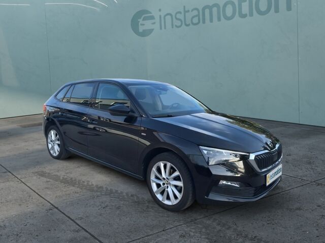 Schwarz Gebraucht 2022 Skoda Scala Clever Kleinwagen | 23.200 € - Bild 1/2