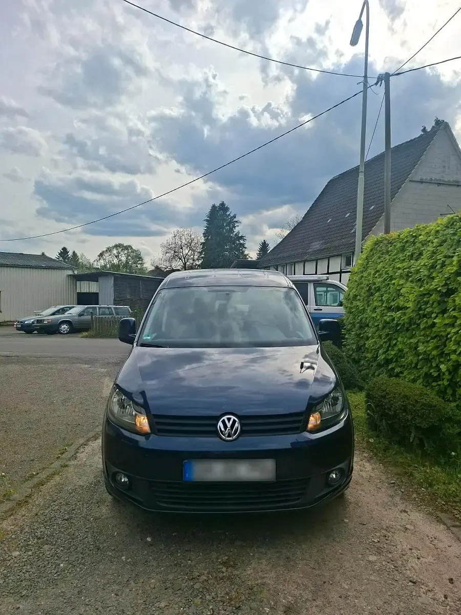 Gebraucht VW Caddy 105 PS (77 kW) 2012 Blau Van / Kleinbus