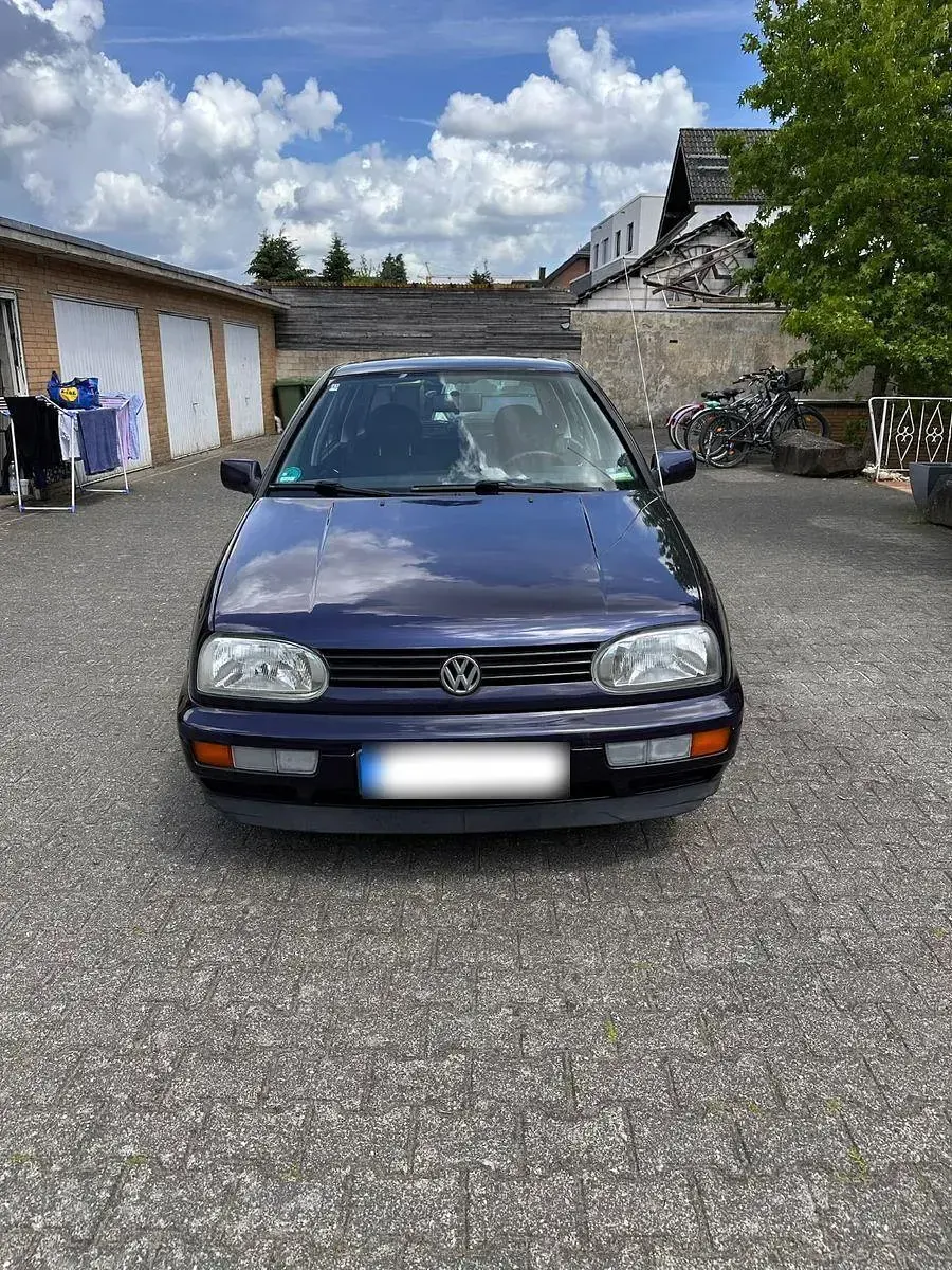 Gebraucht VW Golf III Edition 75 PS (55 kW) 1997 Violet Kleinwagen