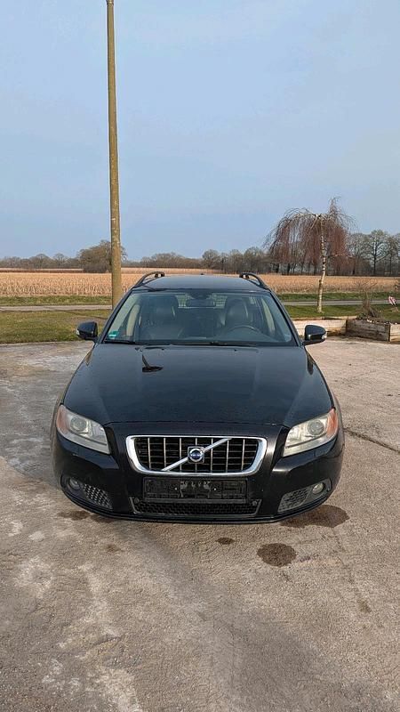Gebraucht Volvo V70 185 PS (136 kW) 2008 Schwarz Kombi