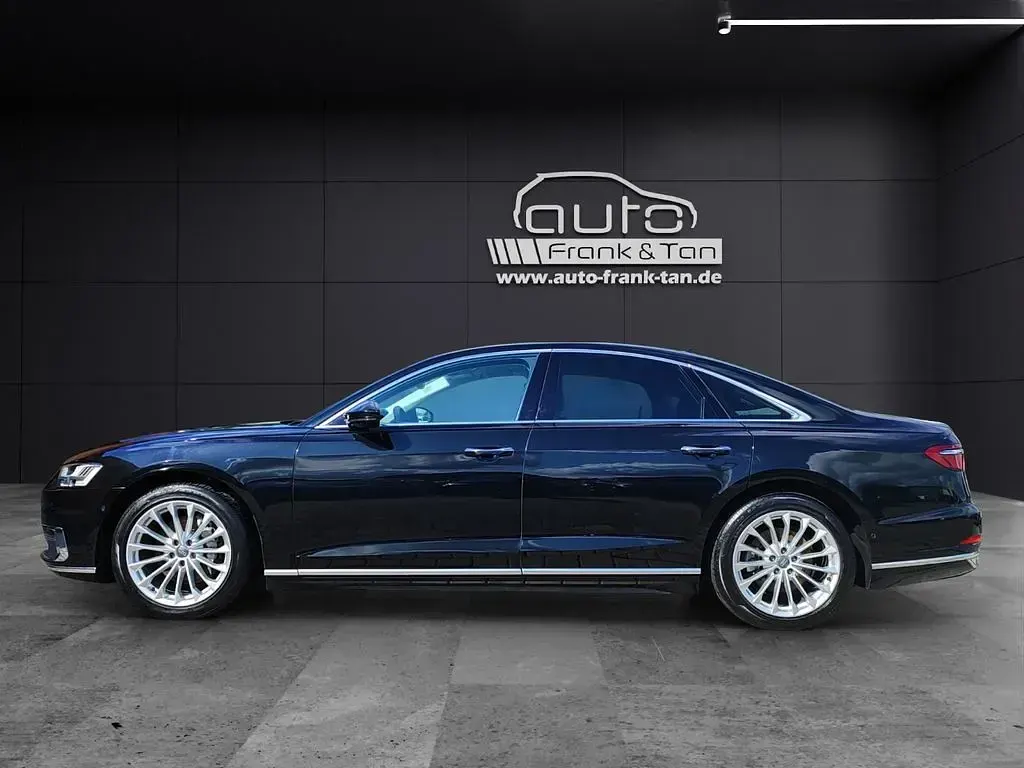 Gebraucht Audi A8 Ambiente 294 PS (216 kW) 2020 Mythosschwarz Limousine