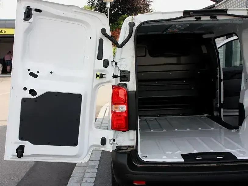 Gebraucht Fiat Scudo Lounge 177 PS (130 kW) 2022 Weiss Van