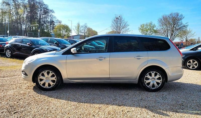 Second-hand Ford Focus Style 145 CP (106 kW) 2008 Gri Berlinǎ