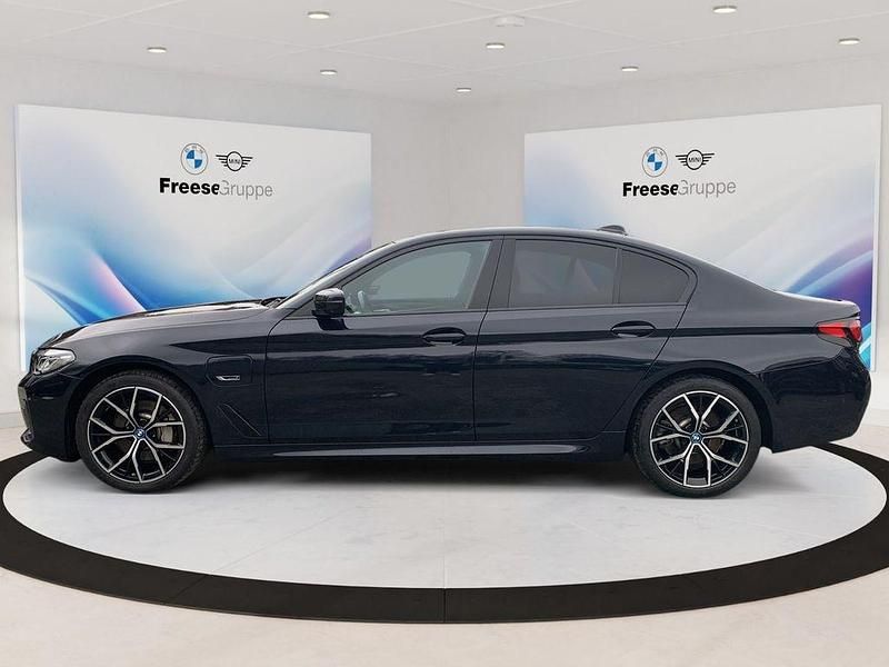 Gebraucht BMW 530e Shadowline 292 PS (214 kW) 2022 Schwarz Limousine