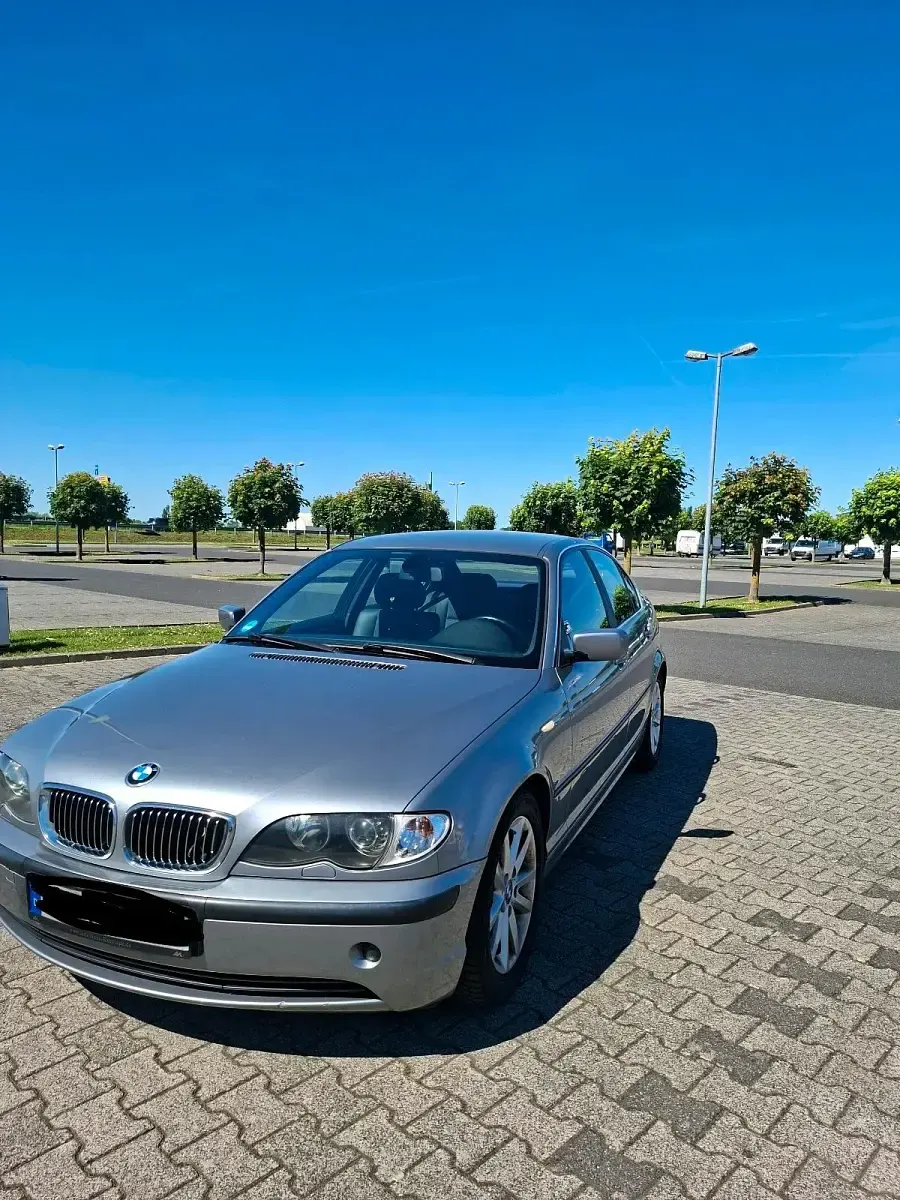 Brugt BMW 325 192 HK (141 kW) 2004 Grå Sedan