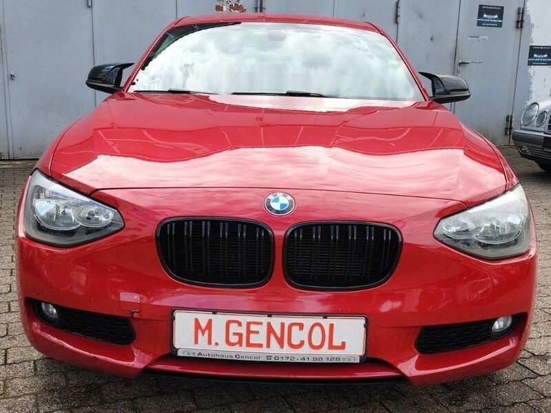 Gebraucht BMW 114 102 PS (75 kW) 2012 Rot Kleinwagen