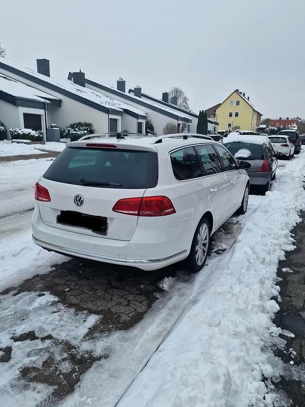 Gebraucht 2011 VW Passat Kombi | 5.000 € (Guter Preis) - Bild 1/4
