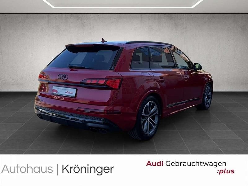 Gebraucht Audi SQ7 Sport 507 PS (372 kW) 2025 Rot SUV
