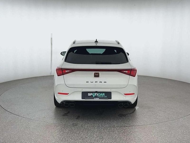 Gebraucht Cupra Leon VZ 310 PS (228 kW) 2023 Weiß Kombi