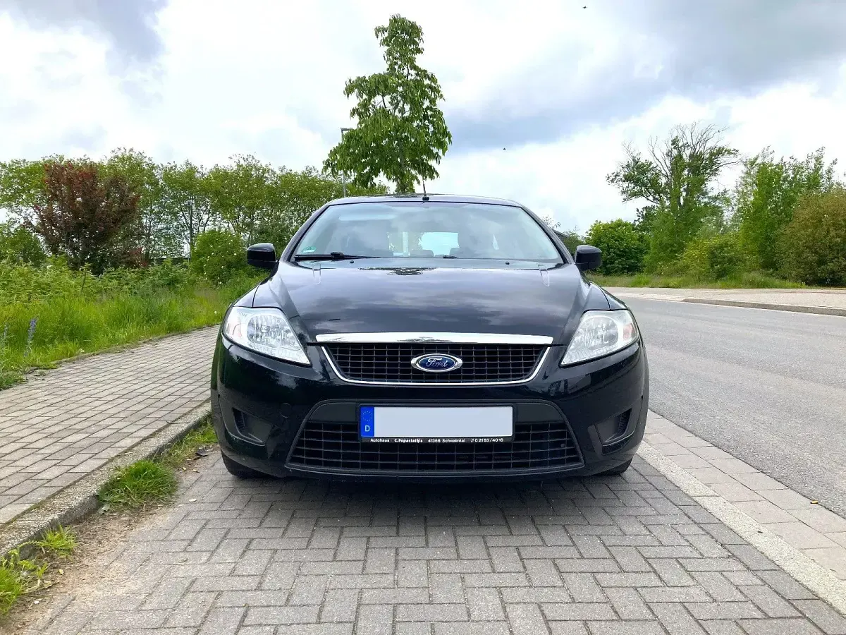 Gebraucht Ford Mondeo 140 PS (102 kW) 2008 Schwarz Kombi
