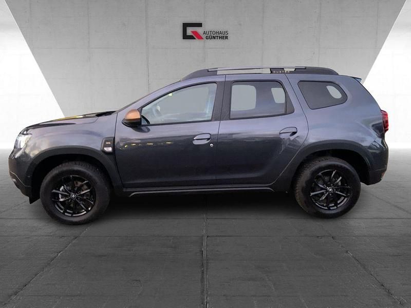 Gebraucht Dacia Duster Extreme 131 PS (96 kW) 2023 Grau comete SUV