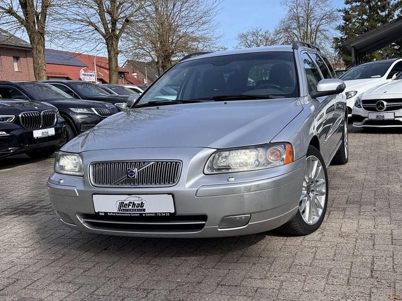 Gebraucht Volvo V70 163 PS (119 kW) 2007 Silber Kombi