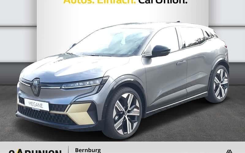 Blau Gebraucht 2024 Renault Mégane Komfort Limousine | 35.995 € (Teuer) - Bild 1/4