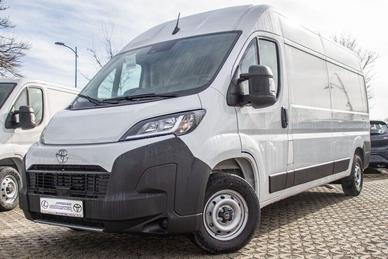 Icy white Neu 2024 Toyota Proace Van | 33.680 € (Superpreis) - Bild 1/4