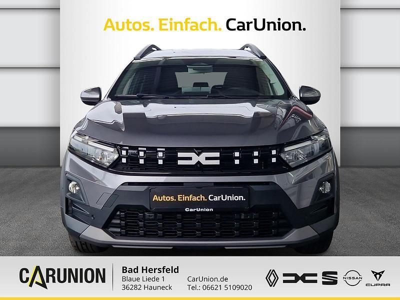 Neu Dacia Jogger Journey 122 PS (89 kW) 2026 Dolomitgrau Van / Kleinbus