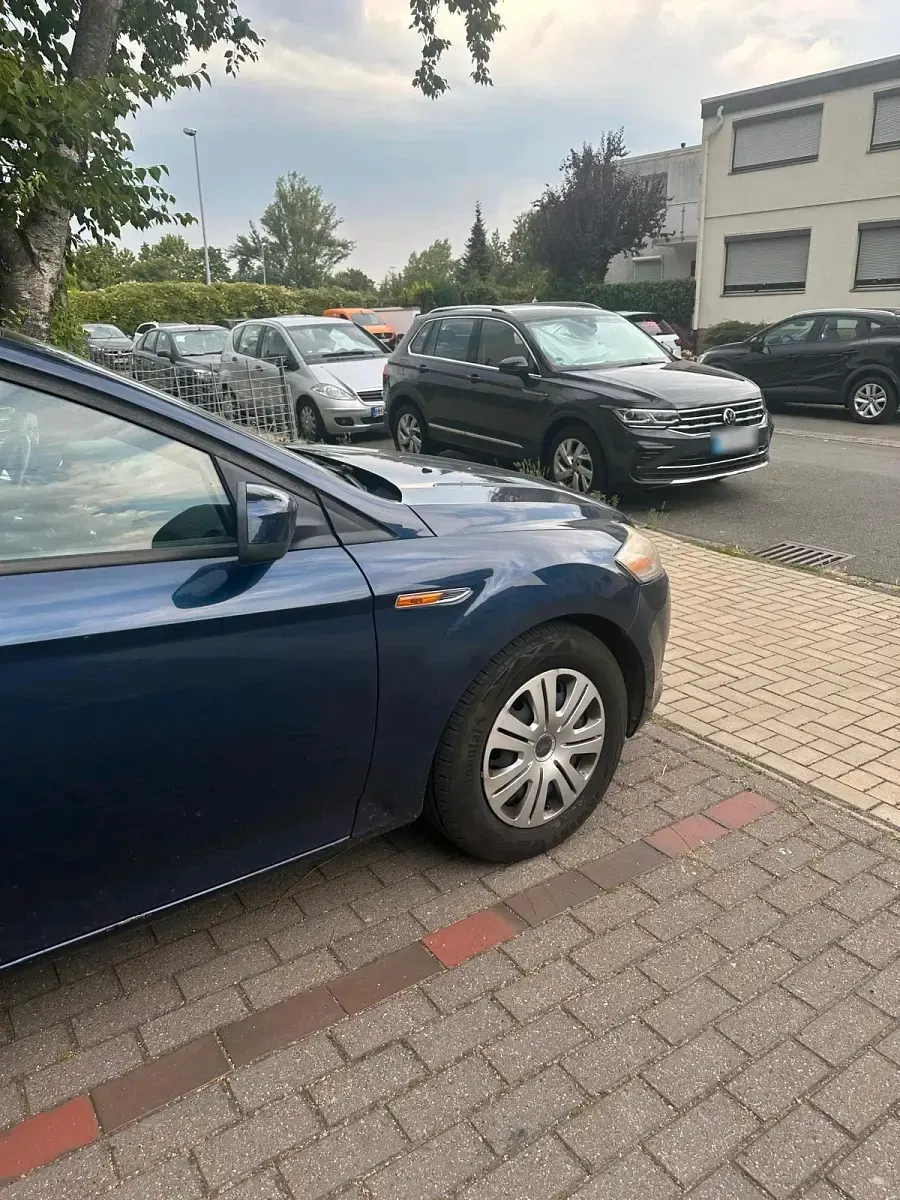 Gebraucht Ford Mondeo 125 PS (91 kW) 2009 Blau Kombi