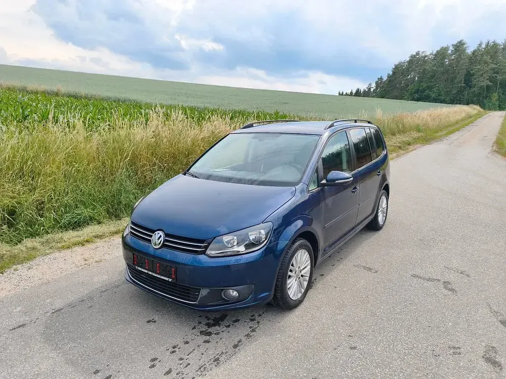 Gebraucht VW Touran Comfortline 105 PS (77 kW) 2011 Blau Van / Kleinbus