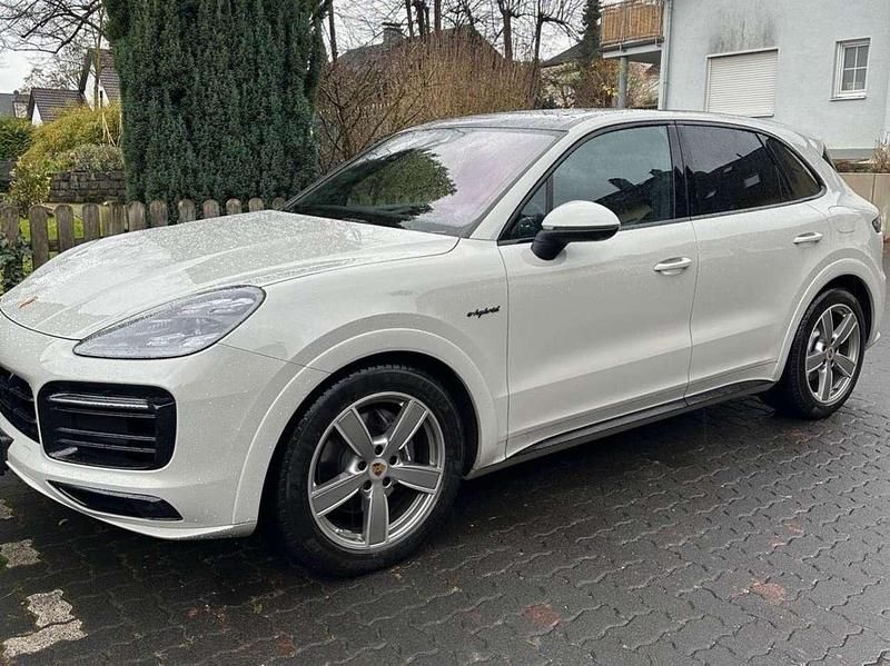 Gebraucht Porsche Cayenne 340 PS (250 kW) 2020 Grau SUV