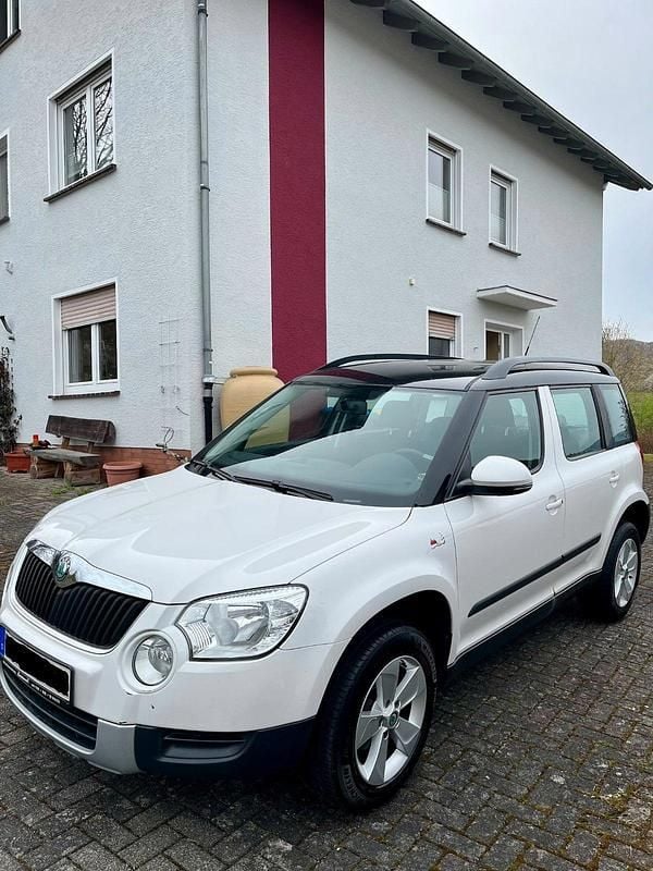 Gebraucht Skoda Yeti 105 PS (77 kW) 2013 Weiß SUV
