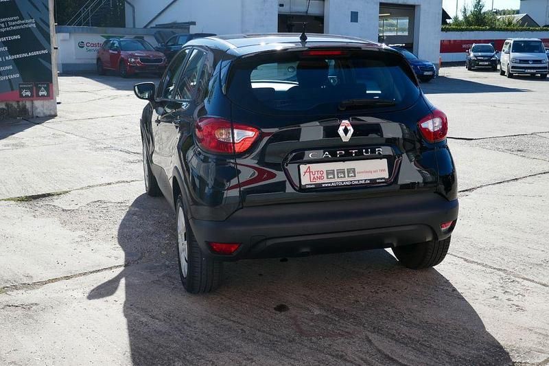 Gebraucht Renault Captur Life 90 PS (66 kW) 2017 Schwarz SUV