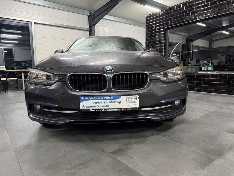 Gebraucht BMW 320 Efficient Dynamics 163 PS (119 kW) 2016 Grau Limousine