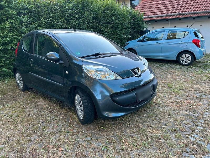 Blau Gebraucht 2006 Peugeot 107 Kleinwagen | 300 € (Superpreis) - Bild 1/4