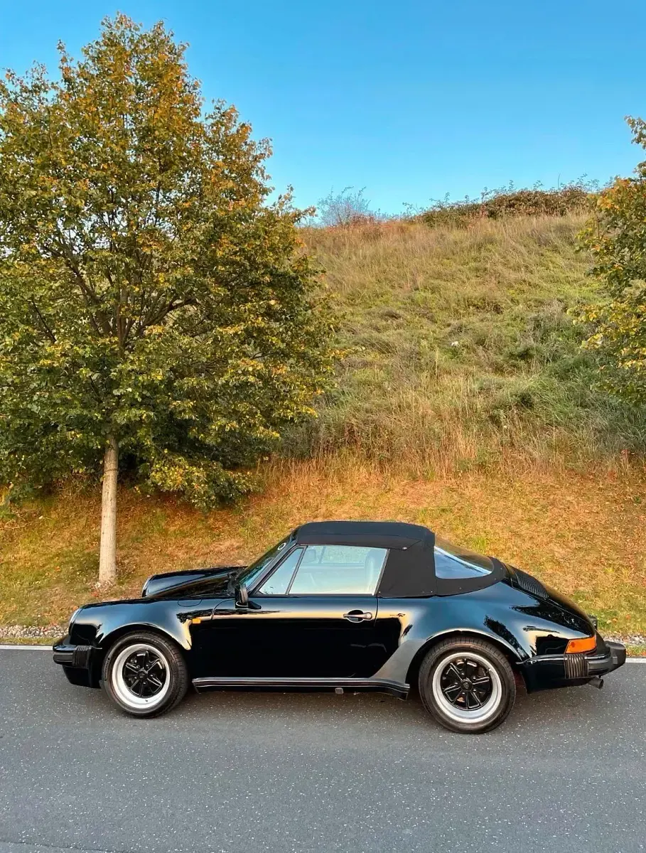 Gebraucht Porsche 911 Carrera Cabriolet 231 PS (169 kW) 1985 Schwarz Cabrio